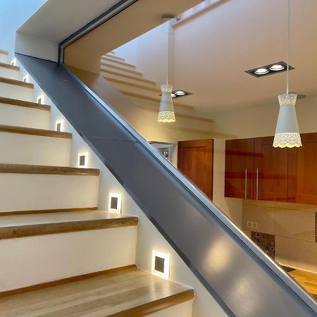 Penthouse W Private Rooftop And Free Parking Budapesta Exterior foto